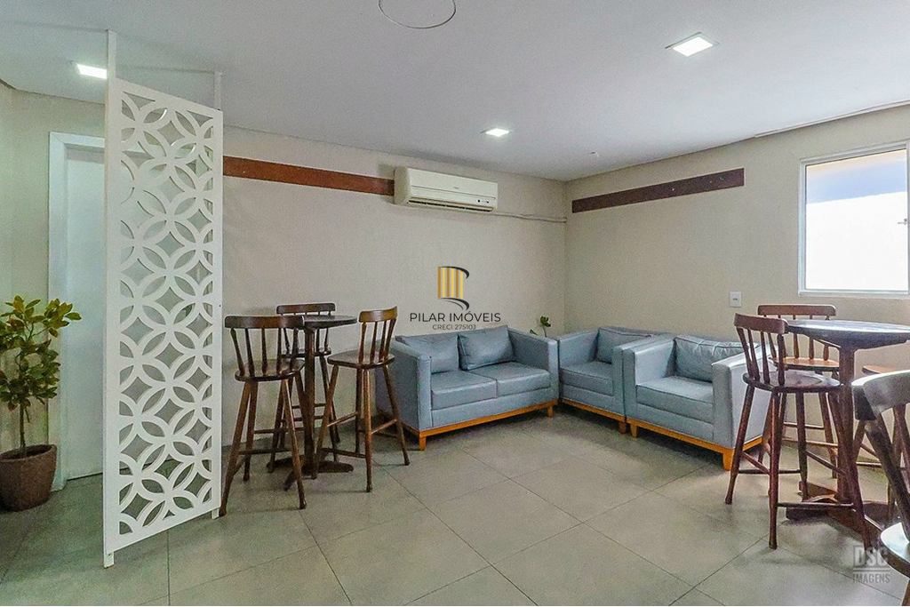 Casa de Condomínio 4 dormitórios no bairro Jardim Itu Sabará