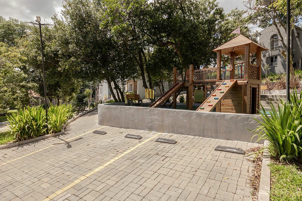 Casa de Condomínio 3 dormitórios no bairro Vila Nova