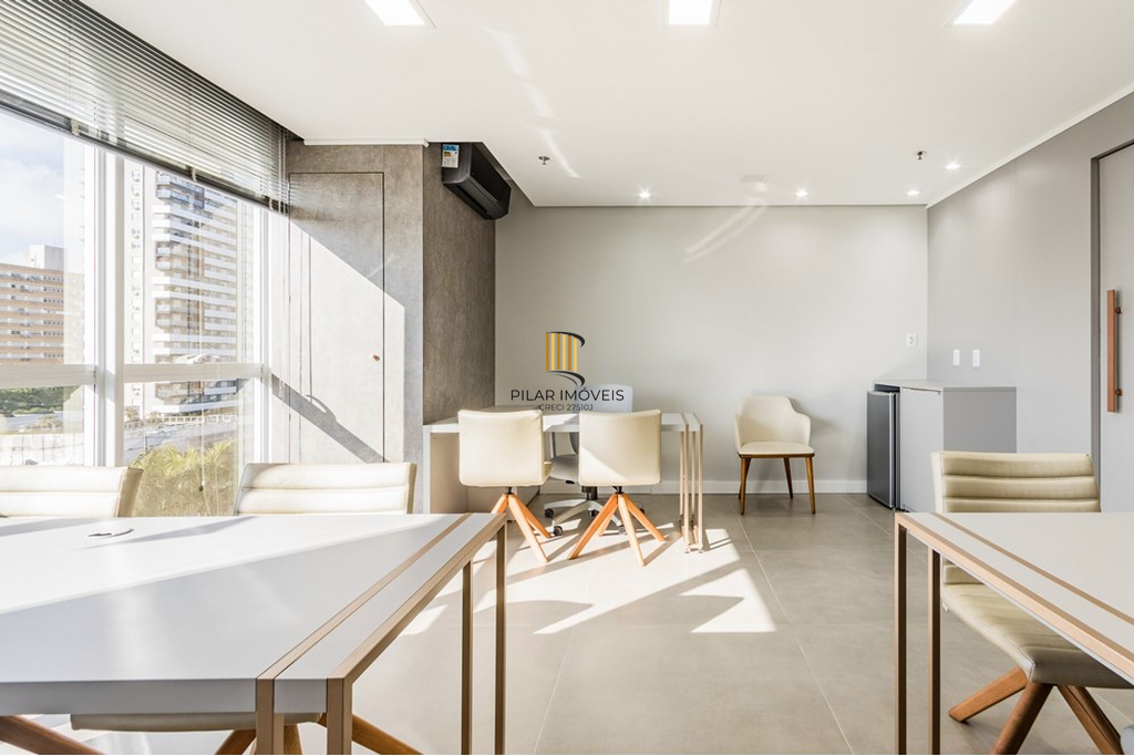 Sala Comercial no bairro Petrópolis