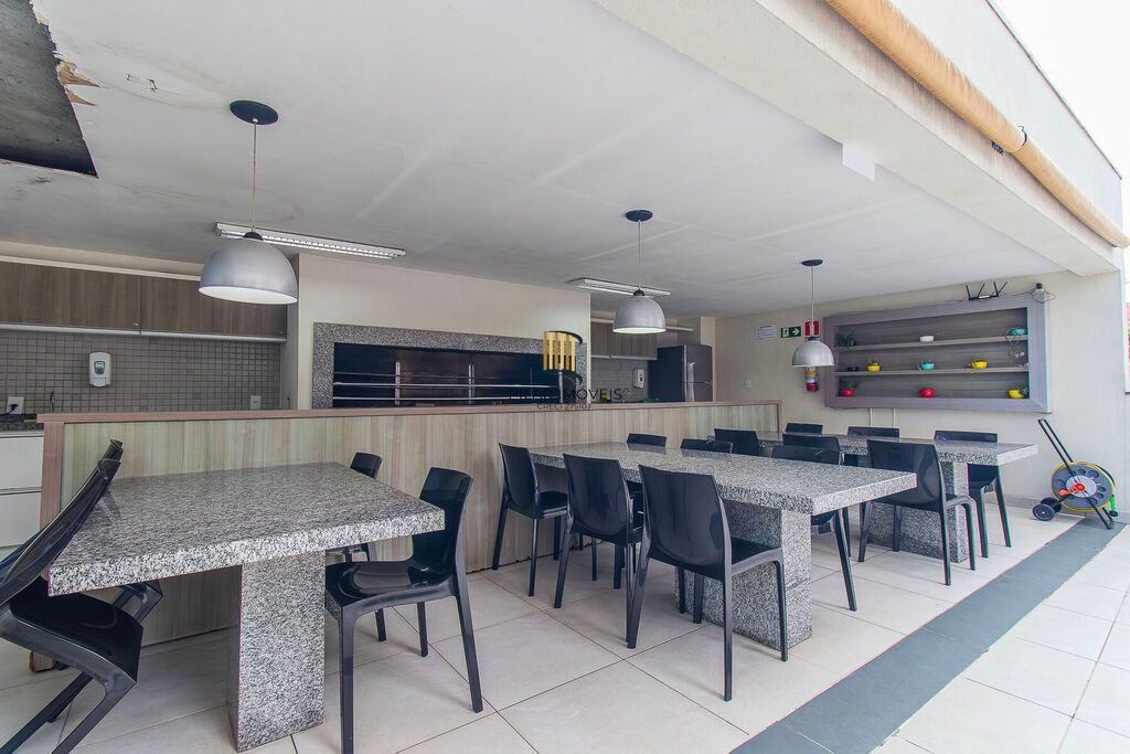 Apartamento 2 dormitórios no bairro Azenha