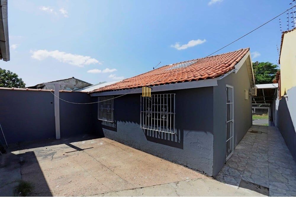 Casa 2 dormitórios no bairro Jardim Algarve