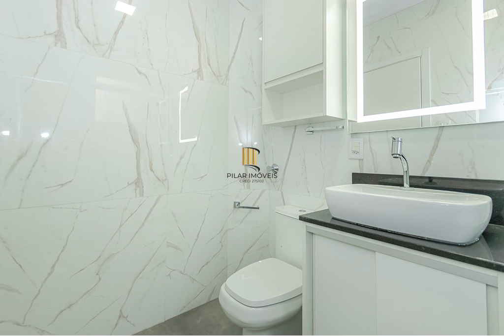 Apartamento 2 dormitórios no bairro Bom Fim