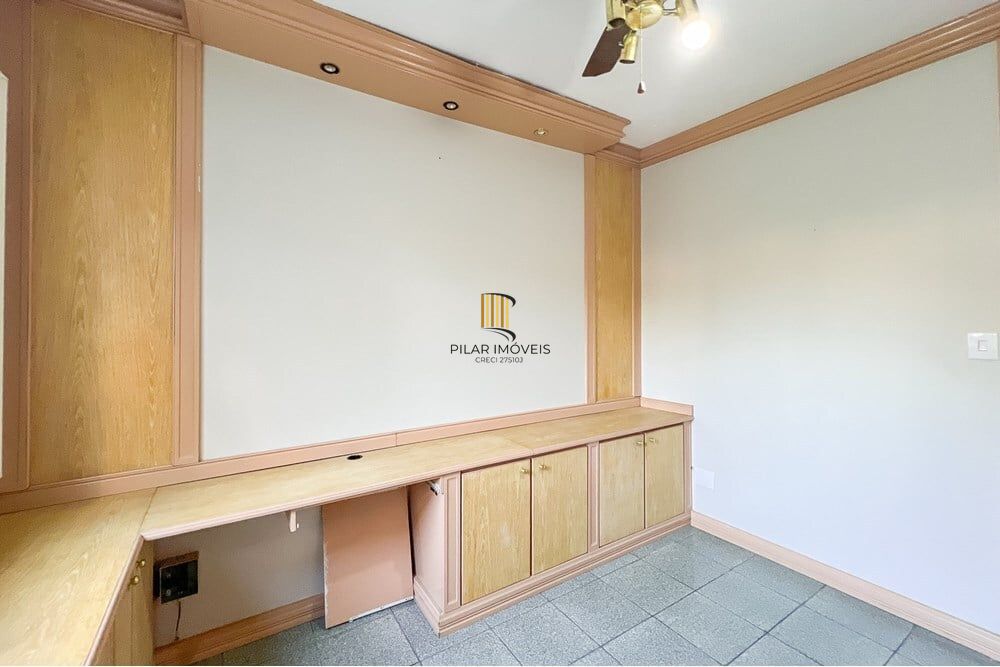 Apartamento 4 dormitórios no bairro Igara