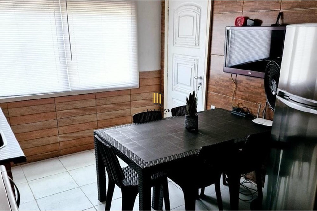 Casa 4 dormitórios no bairro Jardim do Salso