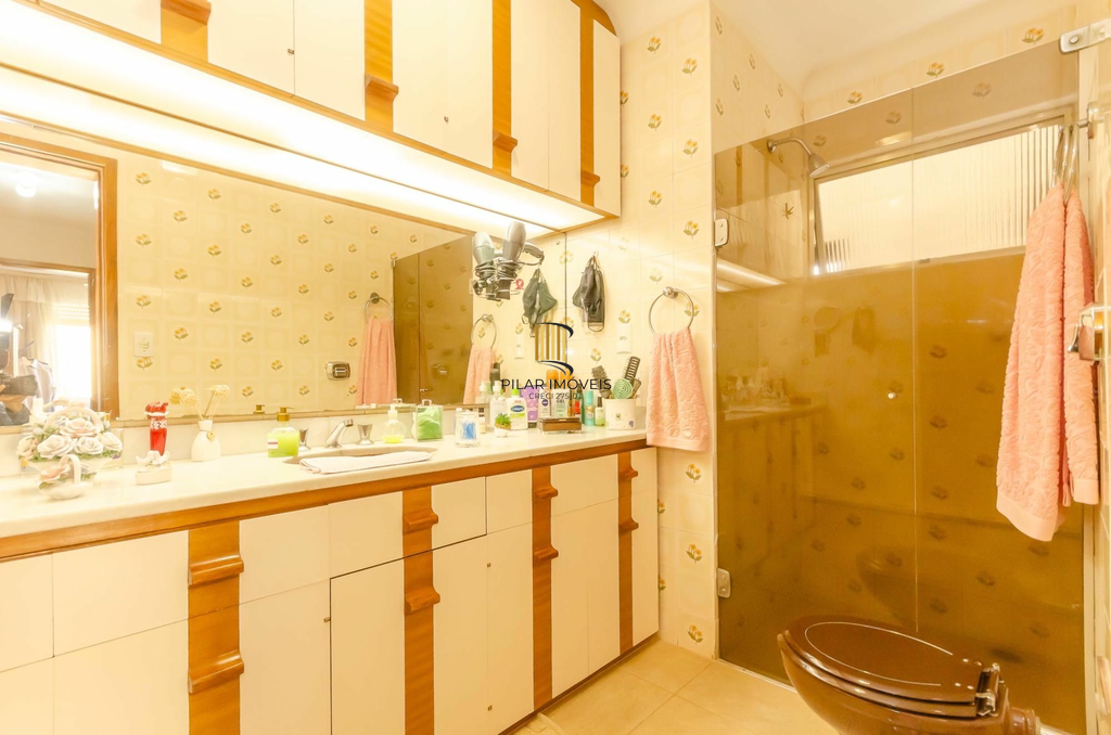 Cobertura 3 dormitórios no bairro Petrópolis