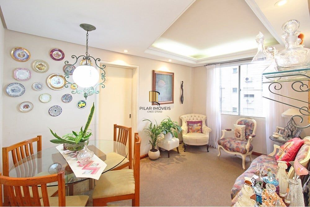 Apartamento 2 dormitórios no bairro Glória