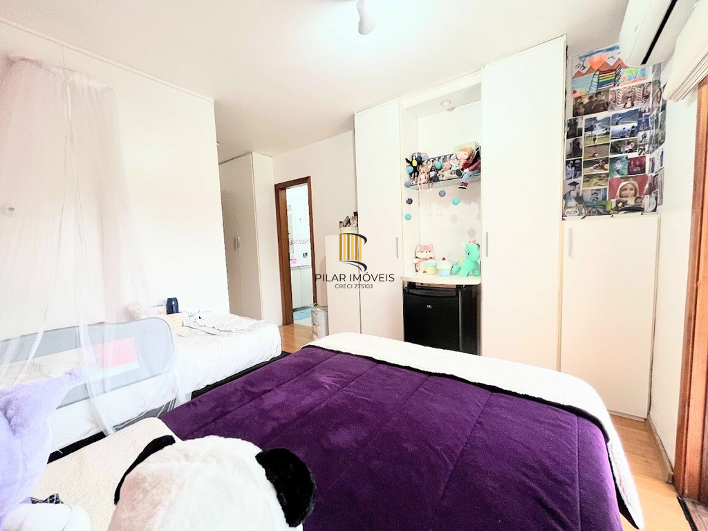 Casa 3 dormitórios no bairro Espírito Santo