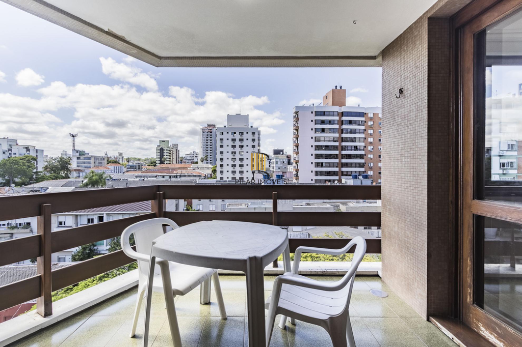 Cobertura 3 dormitórios no bairro Menino Deus