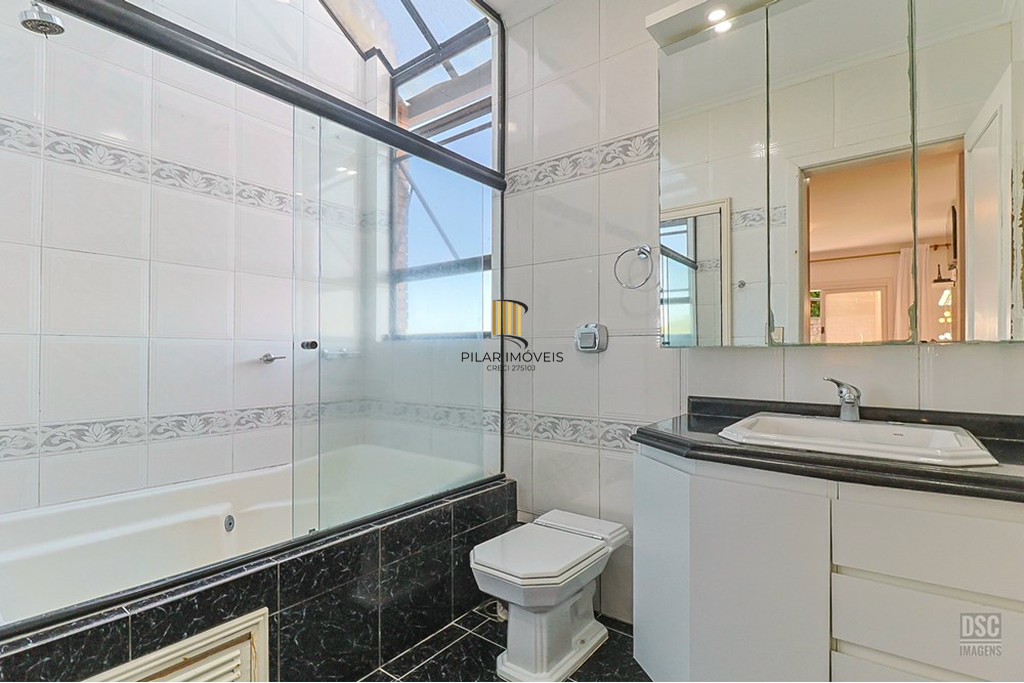 Casa de Condomínio 3 dormitórios no bairro Vila Conceição