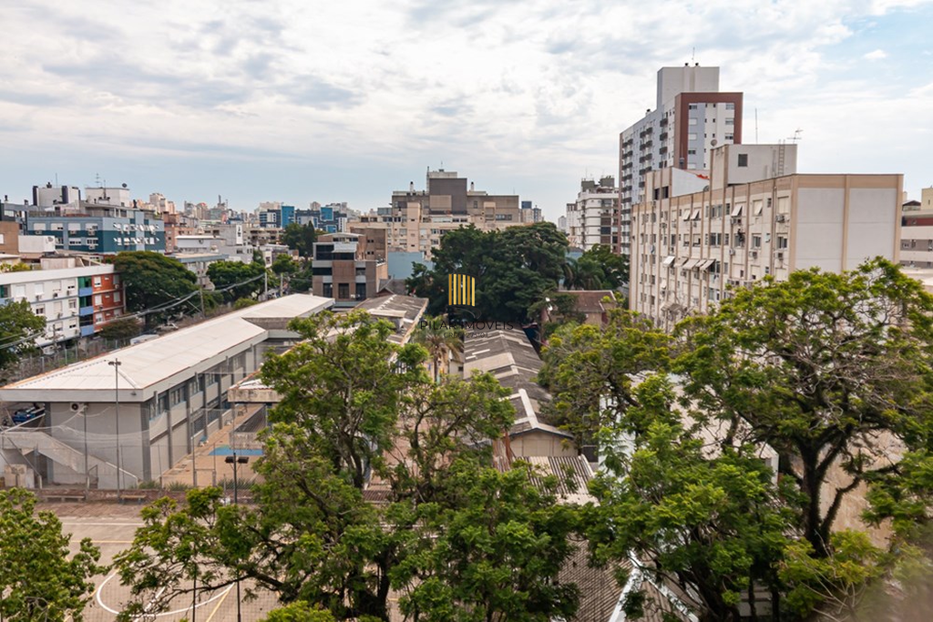 Apartamento 3 dormitórios no bairro Menino Deus