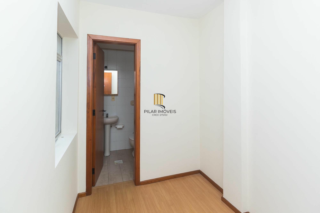 Apartamento 2 dormitórios no bairro Bom Fim
