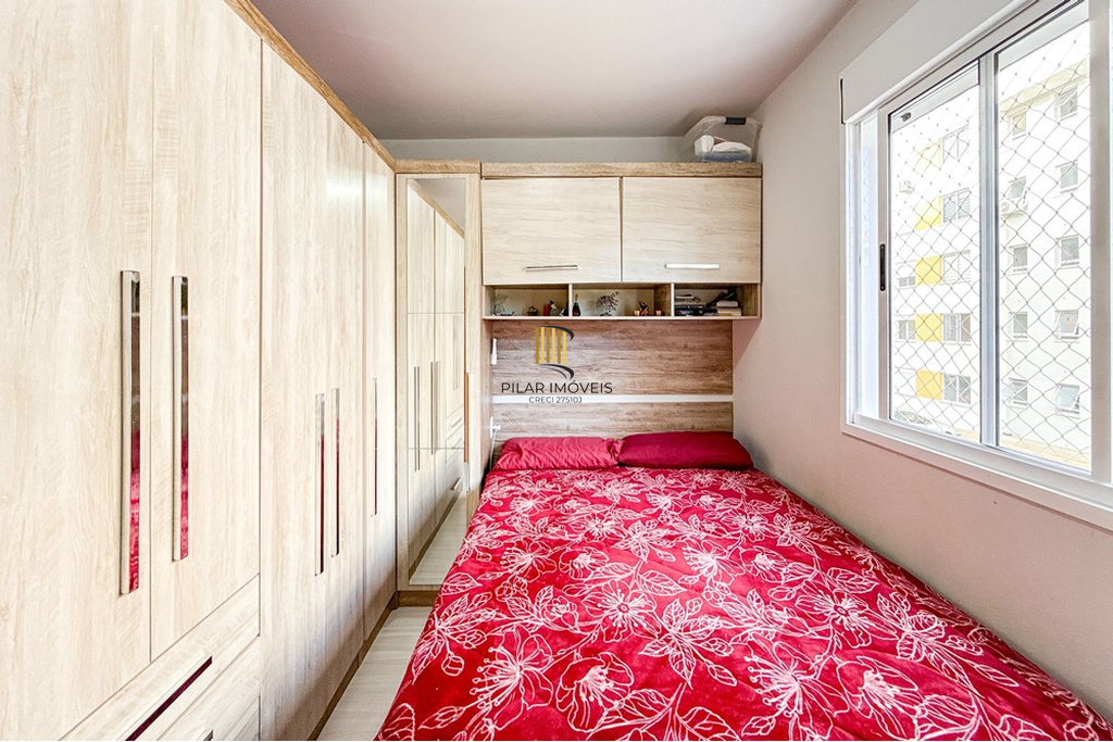 Apartamento 2 dormitórios no bairro Olaria