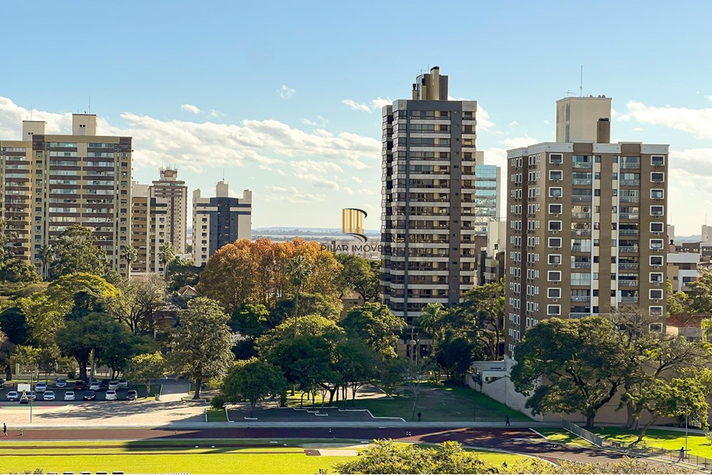 Apartamento 2 dormitórios no bairro Azenha