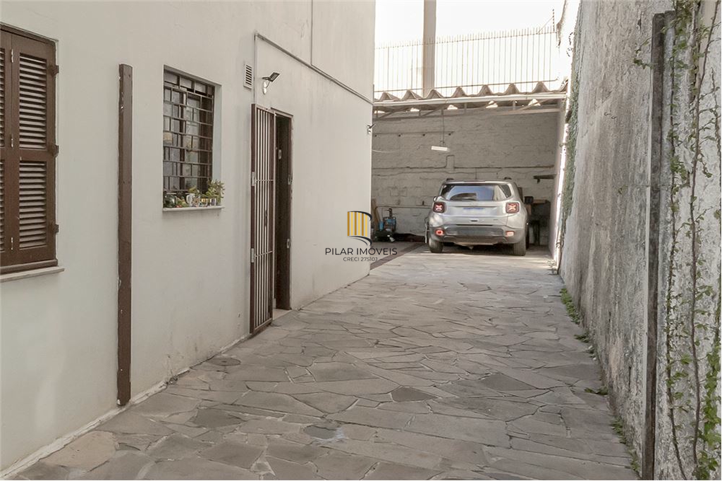 Casa 4 dormitórios no bairro Moinhos de Vento