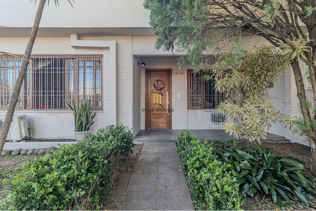 Casa 3 dormitórios no bairro Sarandi