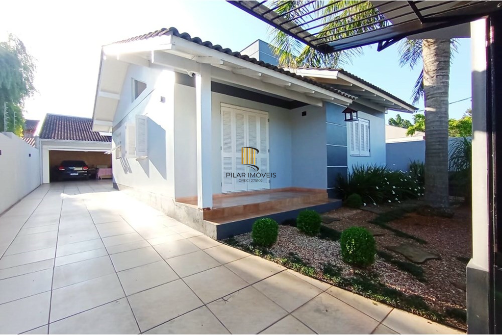 Casa 2 dormitórios no bairro Centro