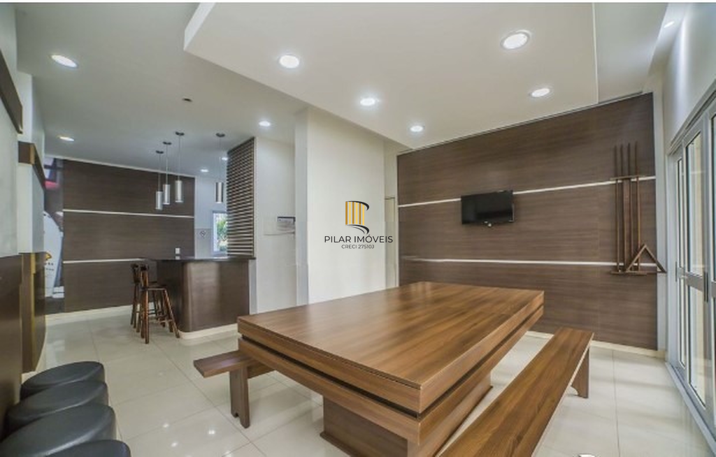 Apartamento 2 dormitórios no bairro Vila Ipiranga