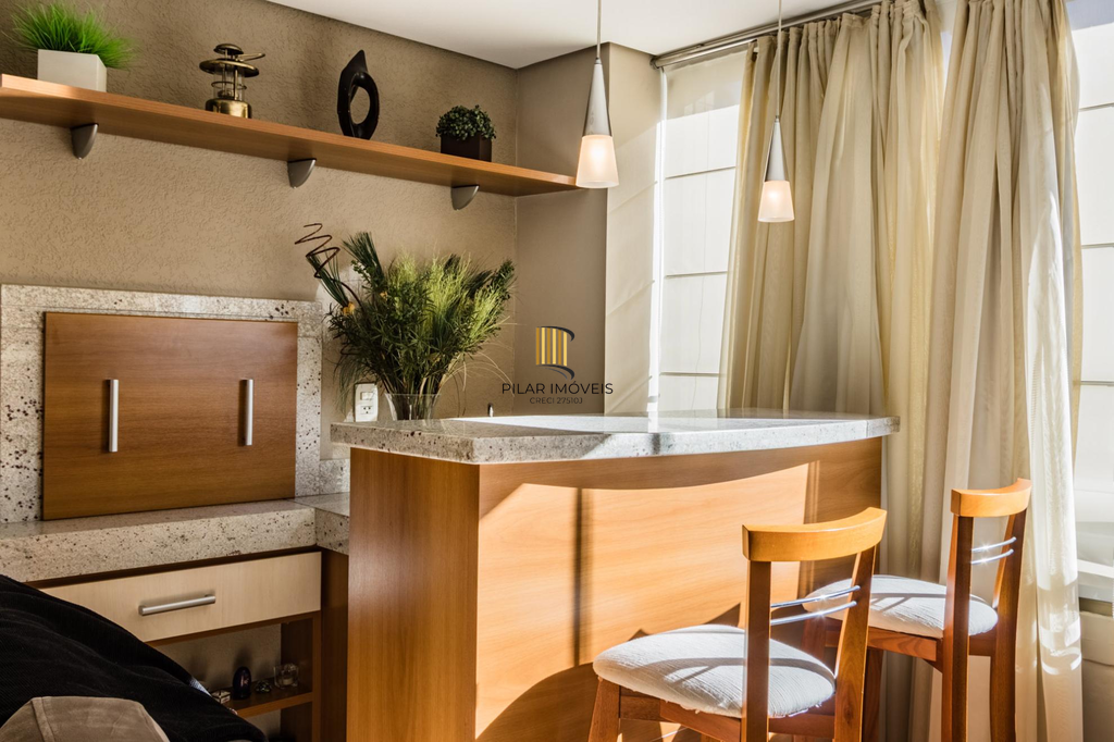 Apartamento 3 dormitórios no bairro Menino Deus