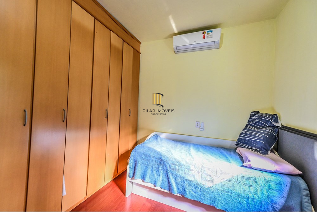 Casa 4 dormitórios no bairro Cascata