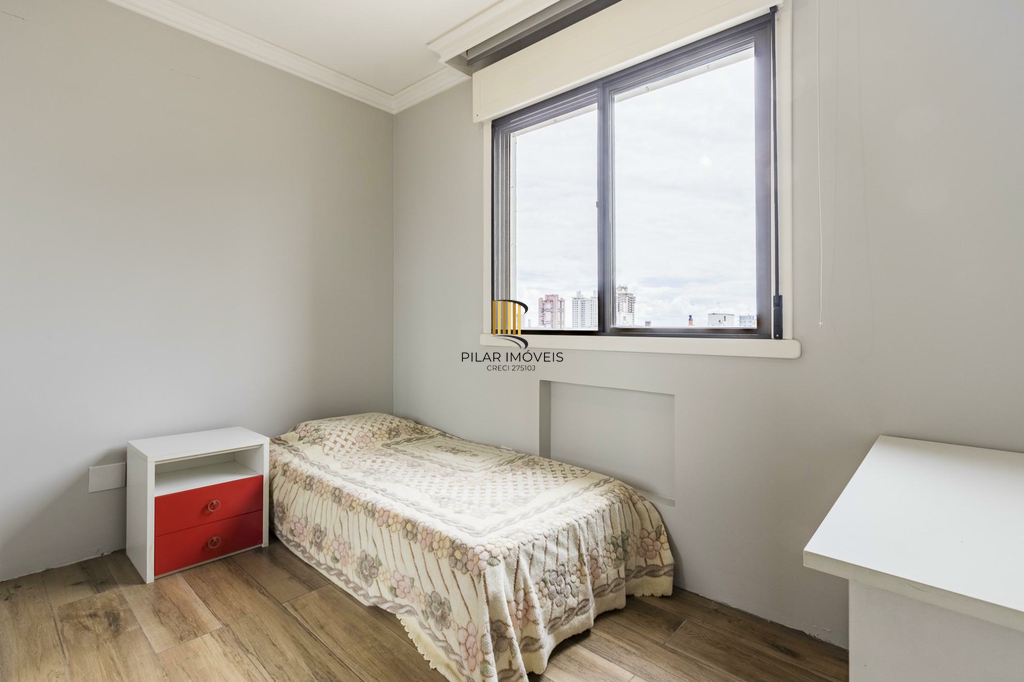 Apartamento 3 dormitórios no bairro Menino Deus