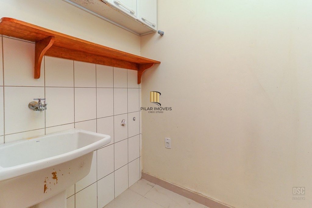 Casa de Condomínio 3 dormitórios no bairro Cavalhada