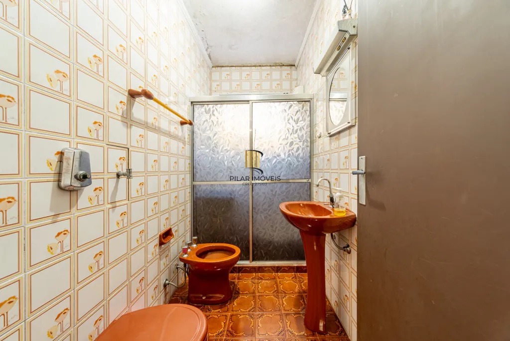 Casa 4 dormitórios no bairro Sarandi