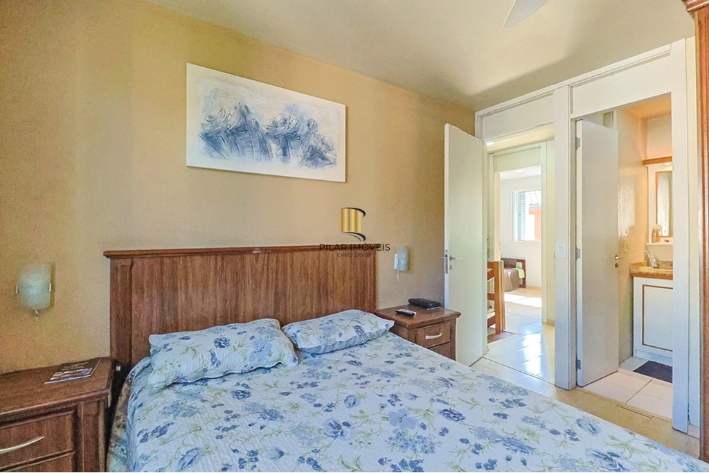 Casa de Condomínio 4 dormitórios no bairro Jardim Itu Sabará