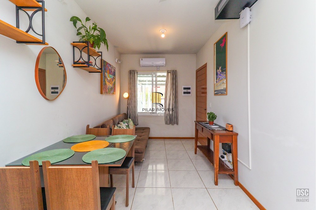 Casa 2 dormitórios no bairro Restinga