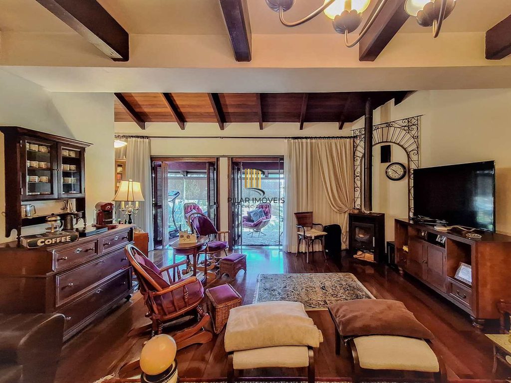 Casa 3 dormitórios no bairro Chácara das Pedras