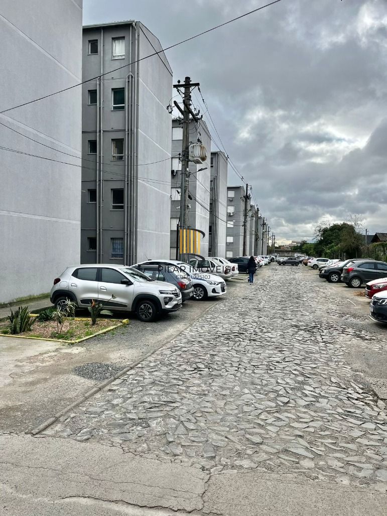 Apartamento 2 dormitórios no bairro Rubem Berta
