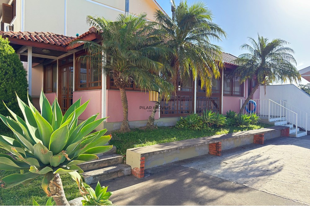 Casa de Condomínio 3 dormitórios no bairro Espírito Santo