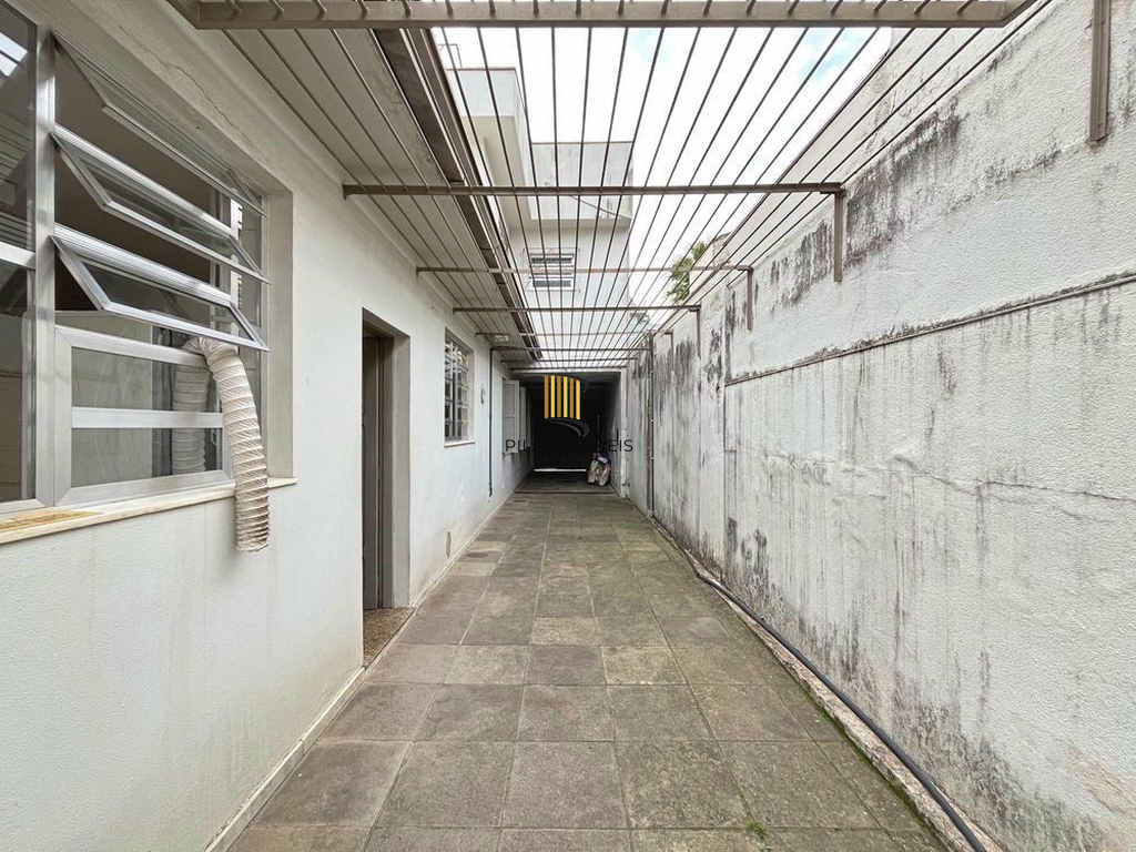 Casa 5 dormitórios no bairro Camaquã