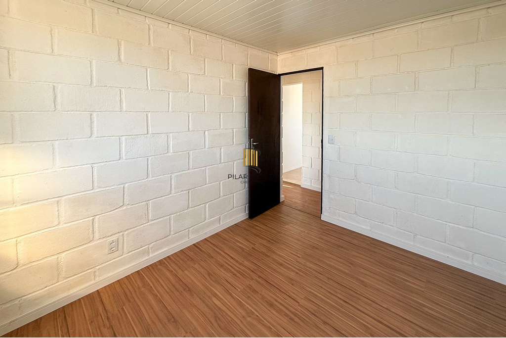 Apartamento 2 dormitórios no bairro Guajuviras