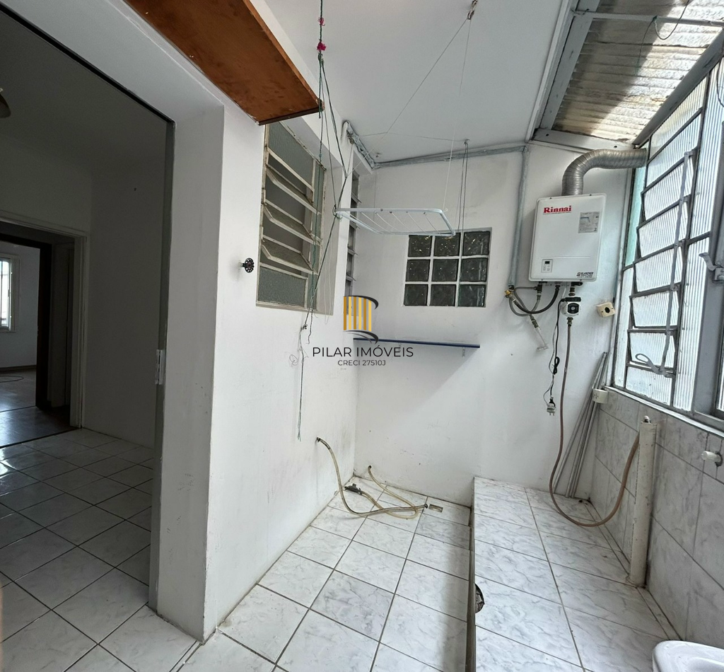 Apartamento 3 dormitórios no bairro Menino Deus