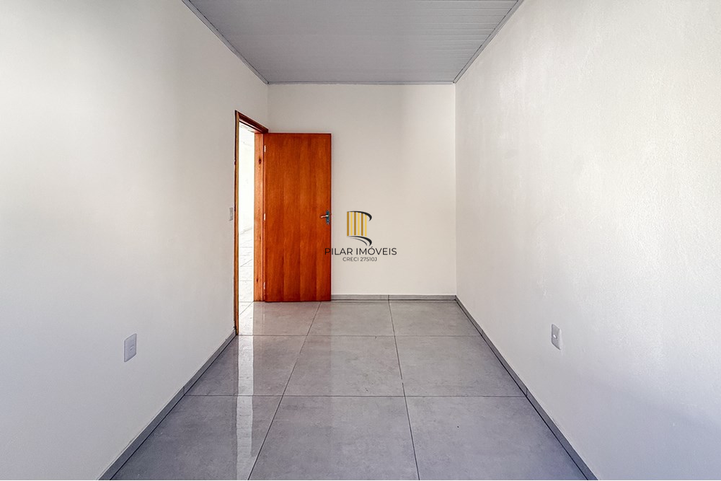 Casa 2 dormitórios no bairro Guajuviras