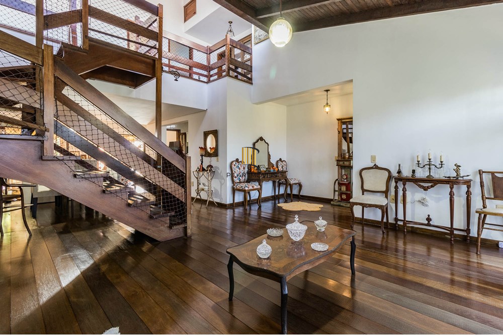 Casa 3 dormitórios no bairro Guarujá