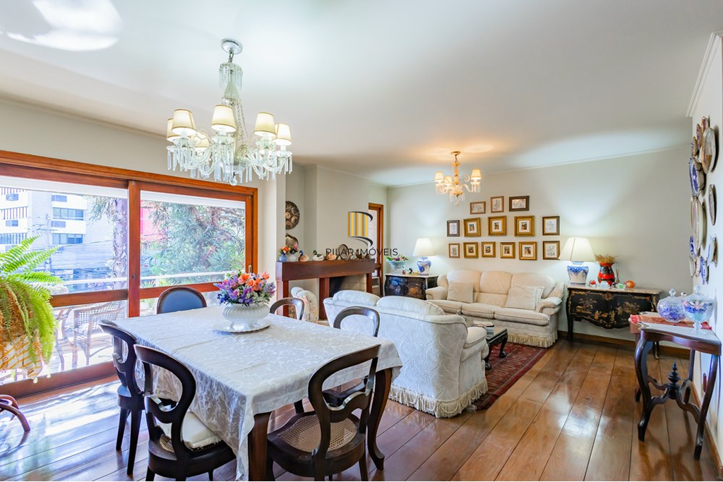 Cobertura 3 dormitórios no bairro Petrópolis