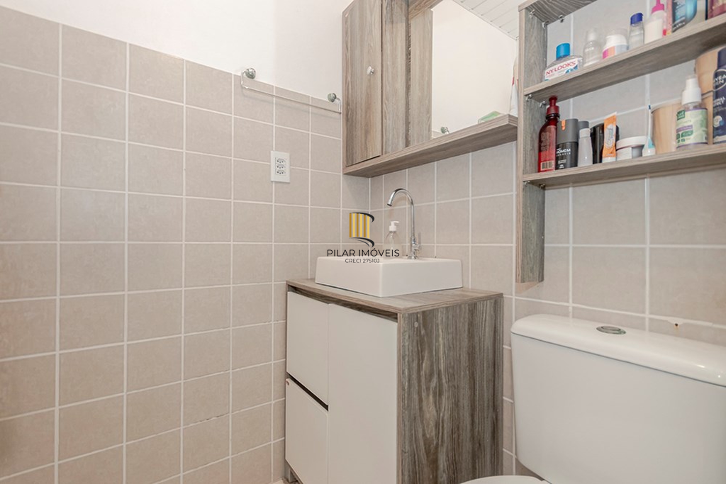 Apartamento 2 dormitórios no bairro Lomba do Pinheiro