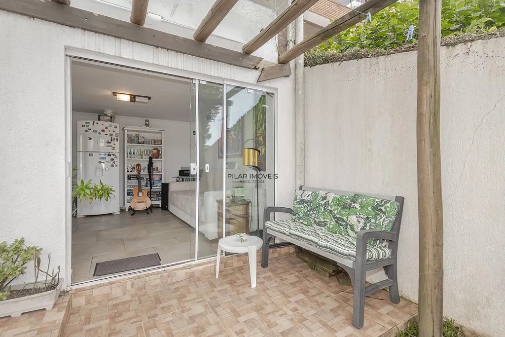 Casa de Condomínio 3 dormitórios no bairro Nonoai