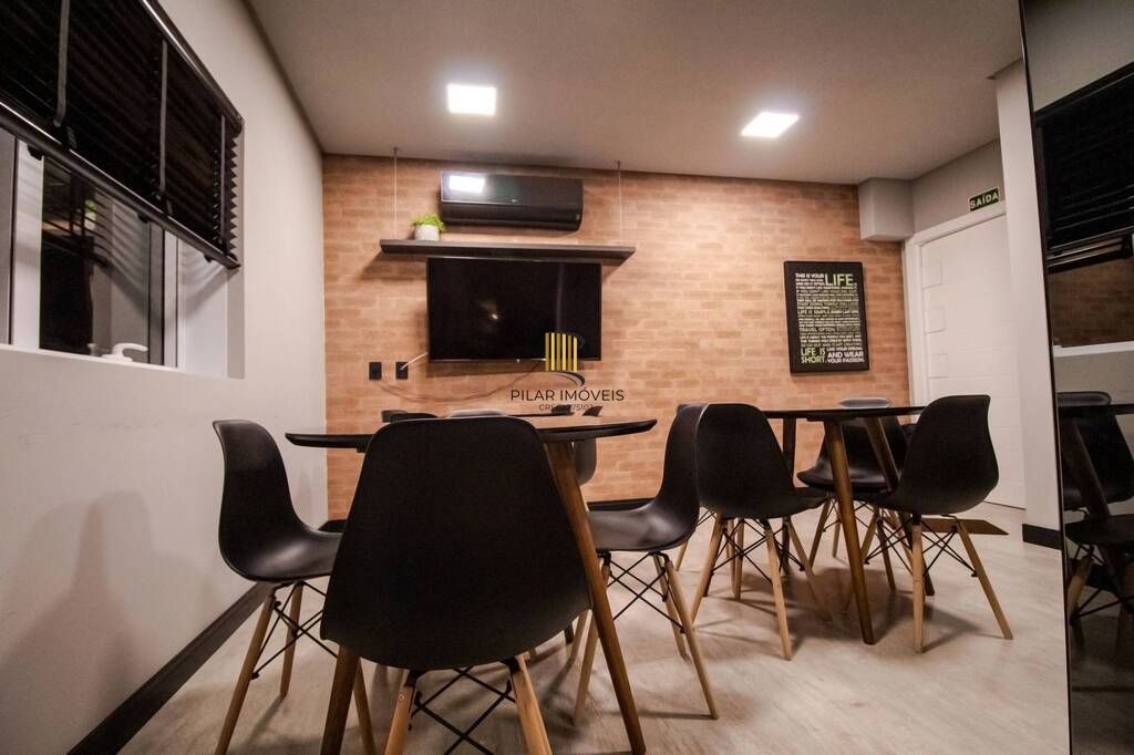 Apartamento 2 dormitórios no bairro Centro