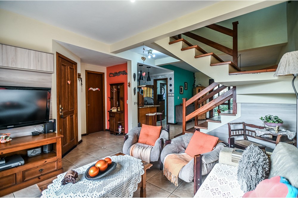 Casa de Condomínio 2 dormitórios no bairro Serraria