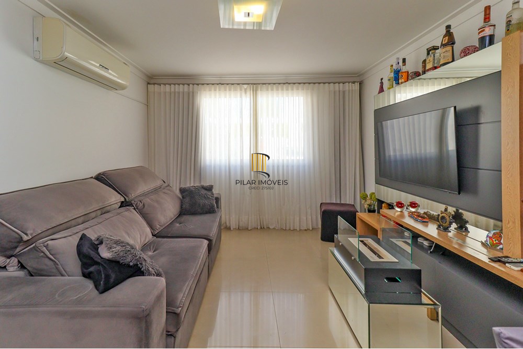 Casa de Condomínio 4 dormitórios no bairro Jardim Itu