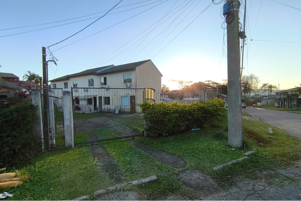 Casa 2 dormitórios no bairro Viamópolis