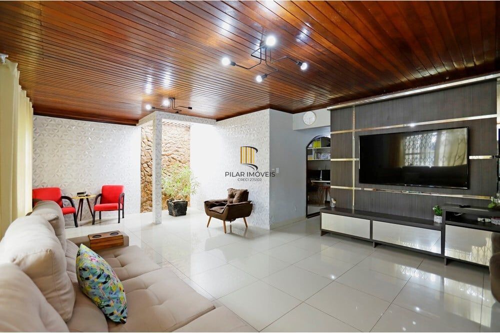 Casa 3 dormitórios no bairro Rubem Berta