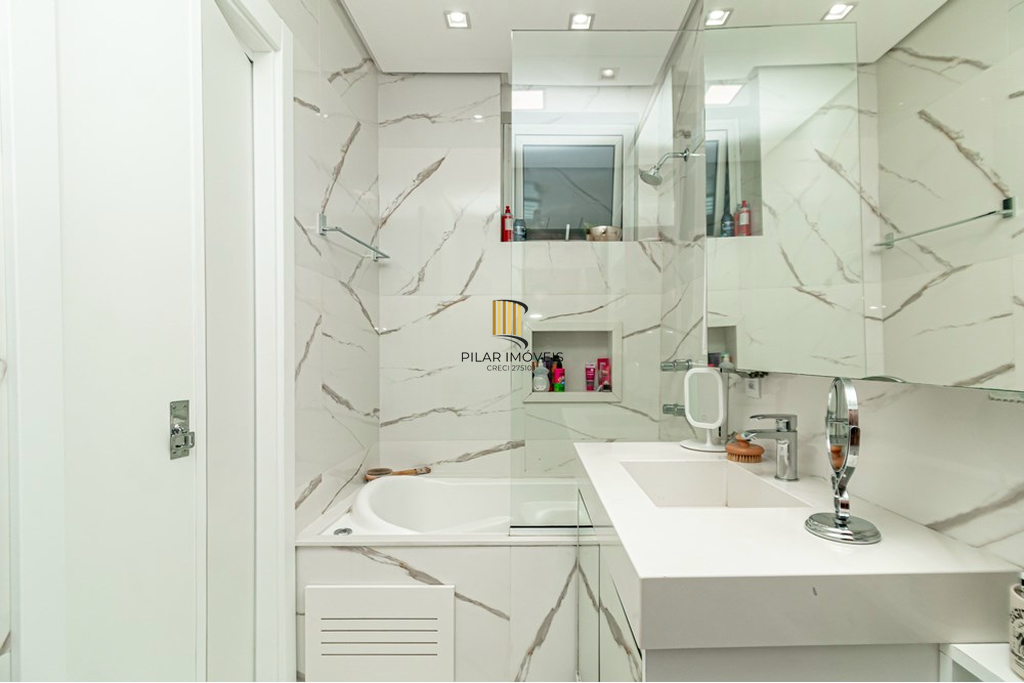 Apartamento 3 dormitórios no bairro Centro Histórico