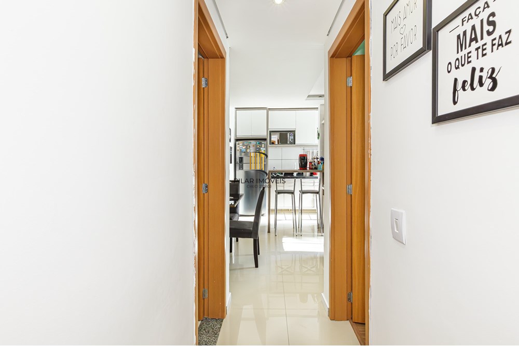 Apartamento 2 dormitórios no bairro Morro Santana