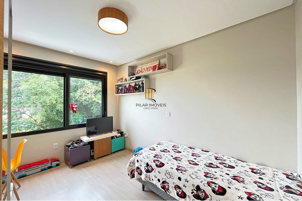 Casa de Condomínio 4 dormitórios no bairro Hípica