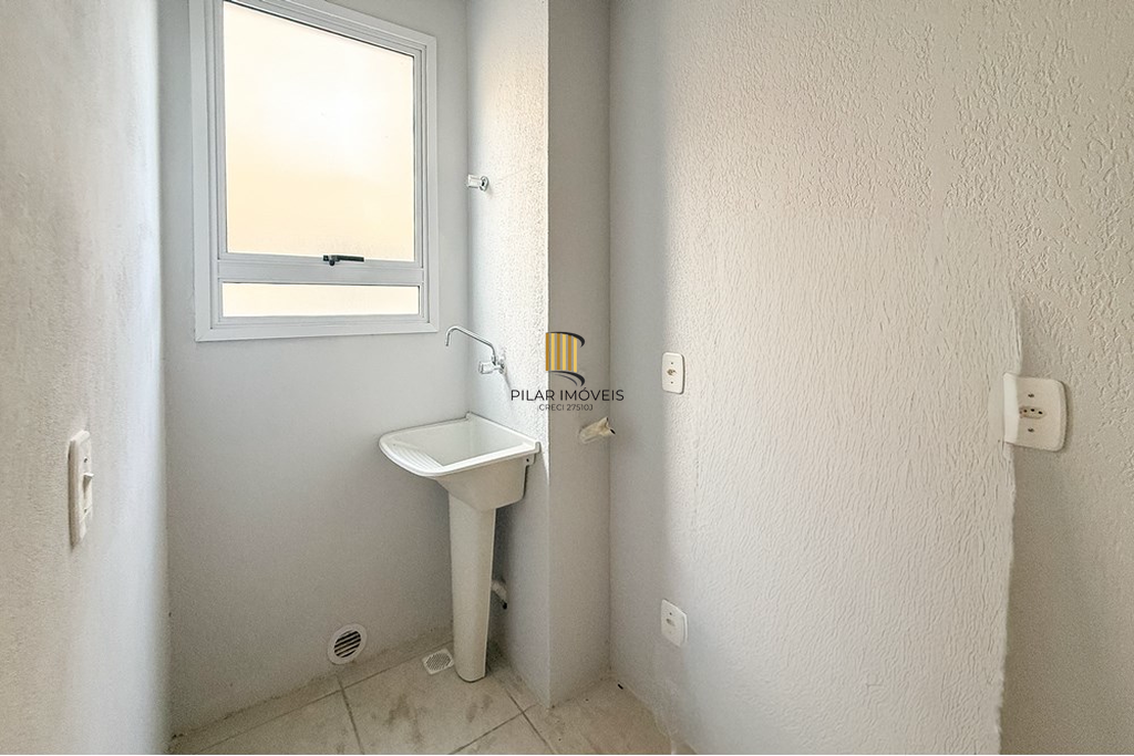 Apartamento 2 dormitórios no bairro Olaria