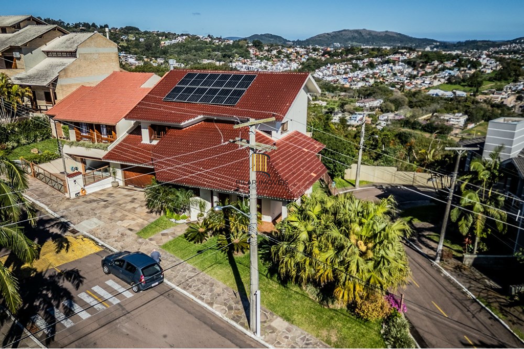 Casa de Condomínio 3 dormitórios no bairro Nonoai