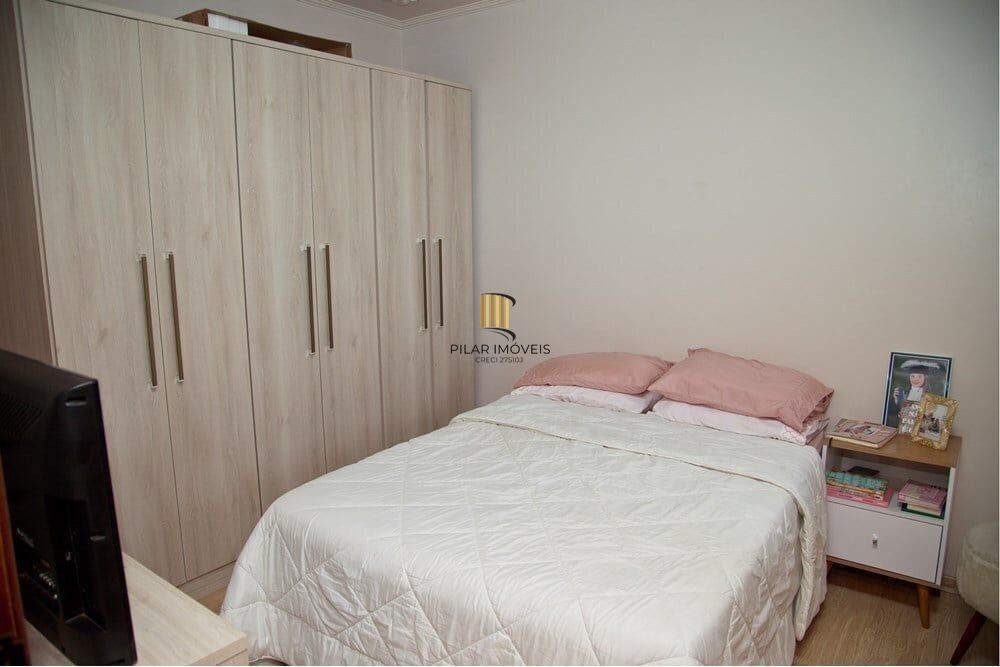 Casa 3 dormitórios no bairro Sumaré